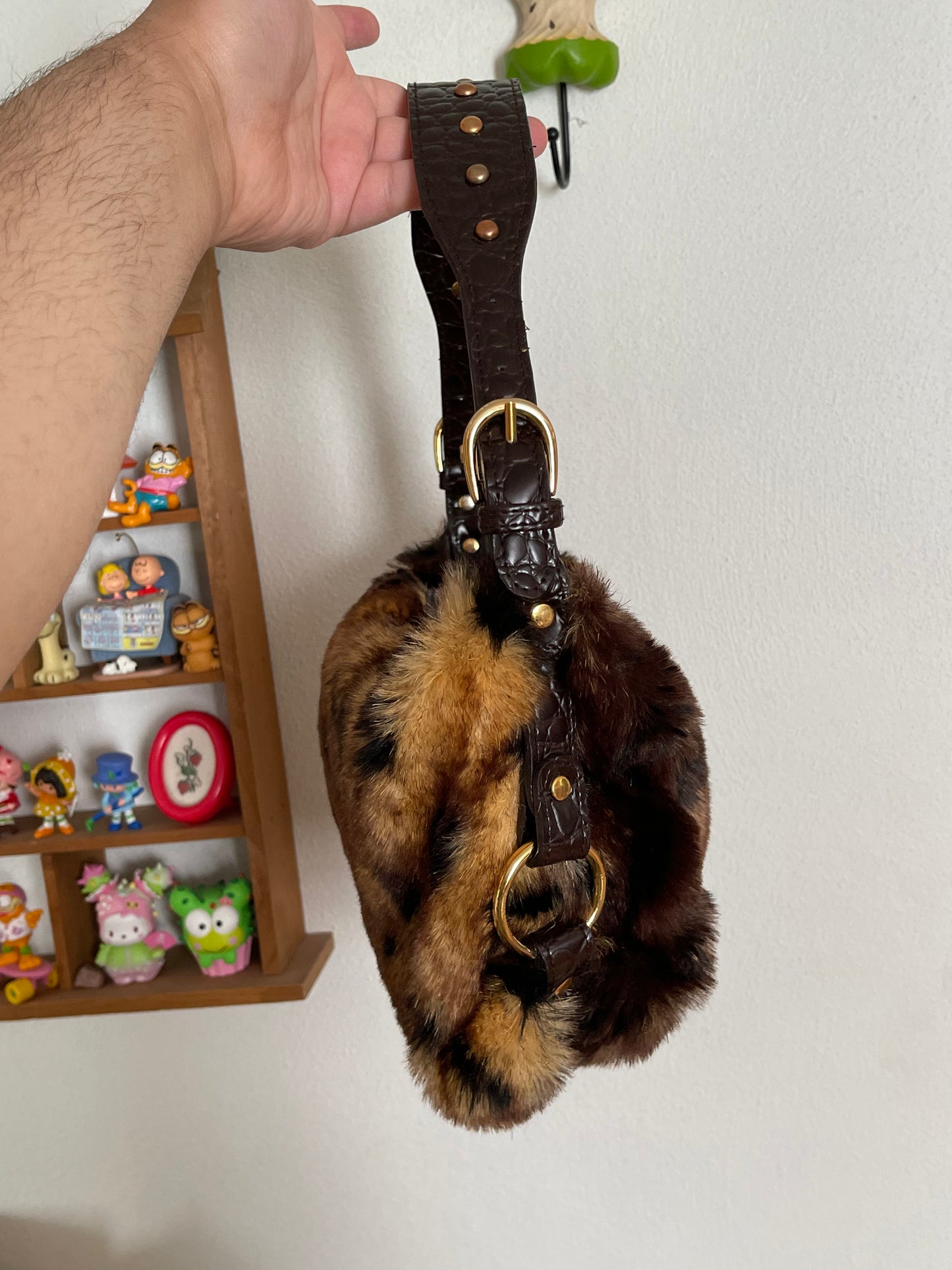 2000s Faux Leopard Fur Print Shoulder Bag
