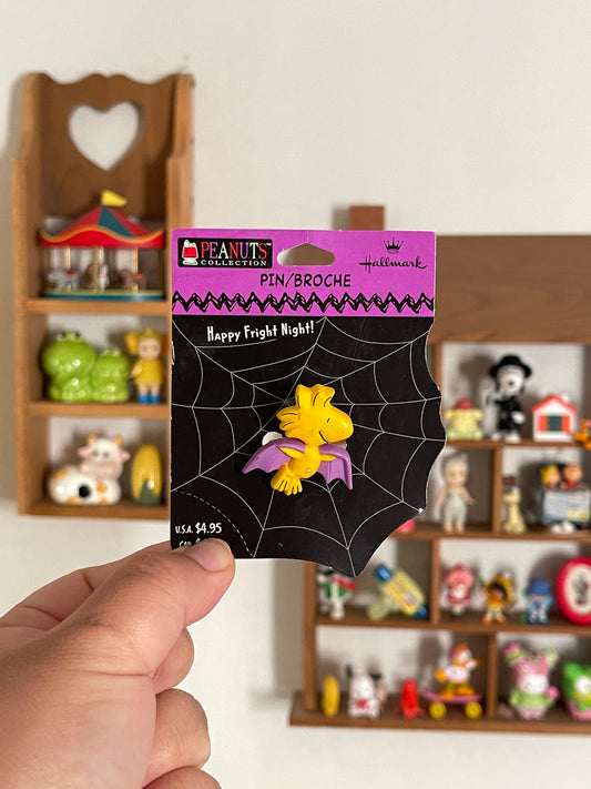 Vintage Halloween Woodstock Bat Pin/Broche