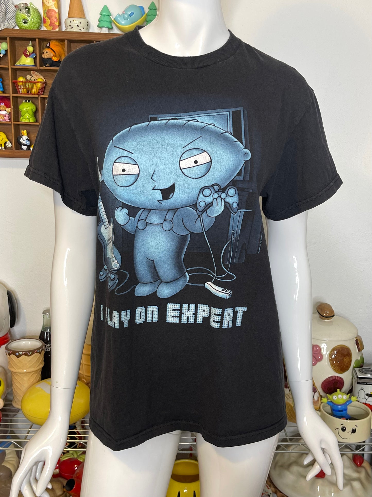 2000s "I Play On Expert" Stewie Griffin Graphic Tee Sz M