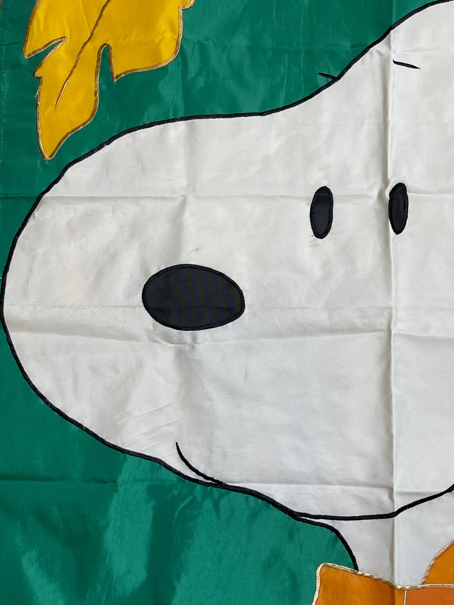 2000s Welcome Fall Snoopy Decorative Flag (FLAWED)