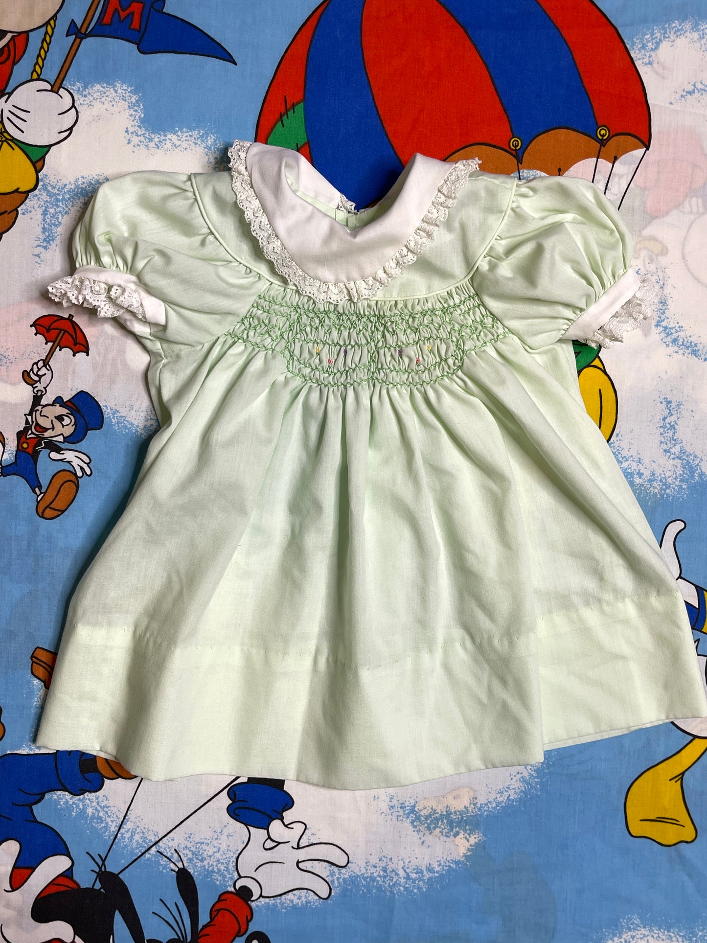 Vintage Light Green Tulip Lace Hand Smocked Dress Sz Infant 6-9M
