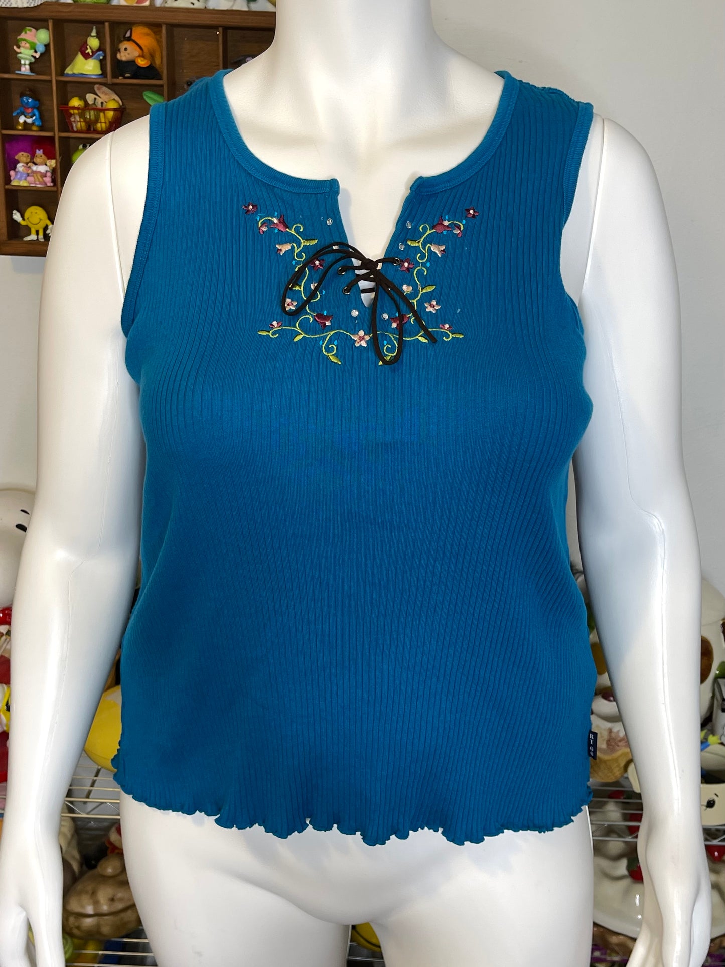 2000s Blue Flower Embroidered Stretchy Tank Top Sz 2X
