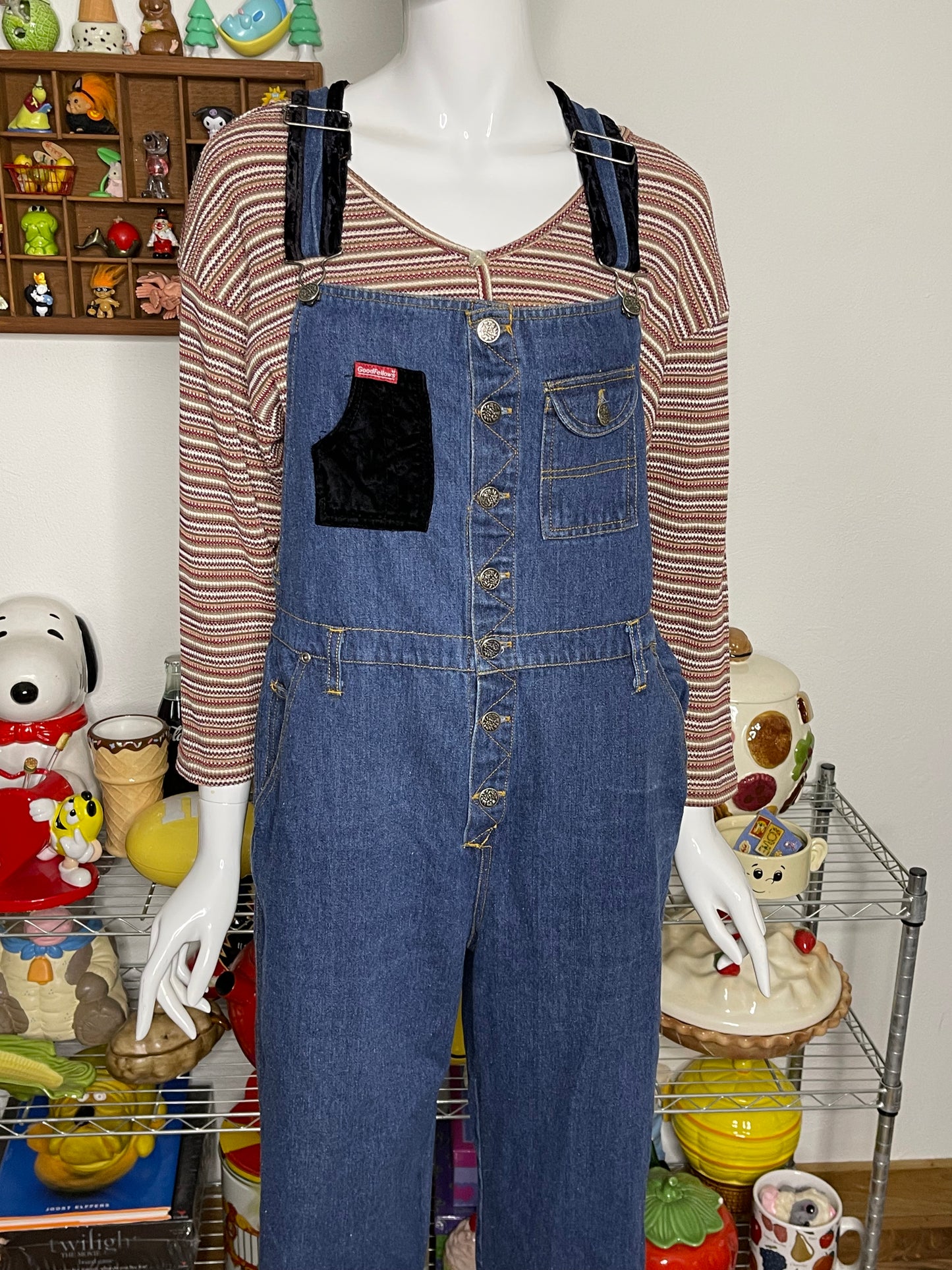 90s Black velvet trim denim overalls sz L
