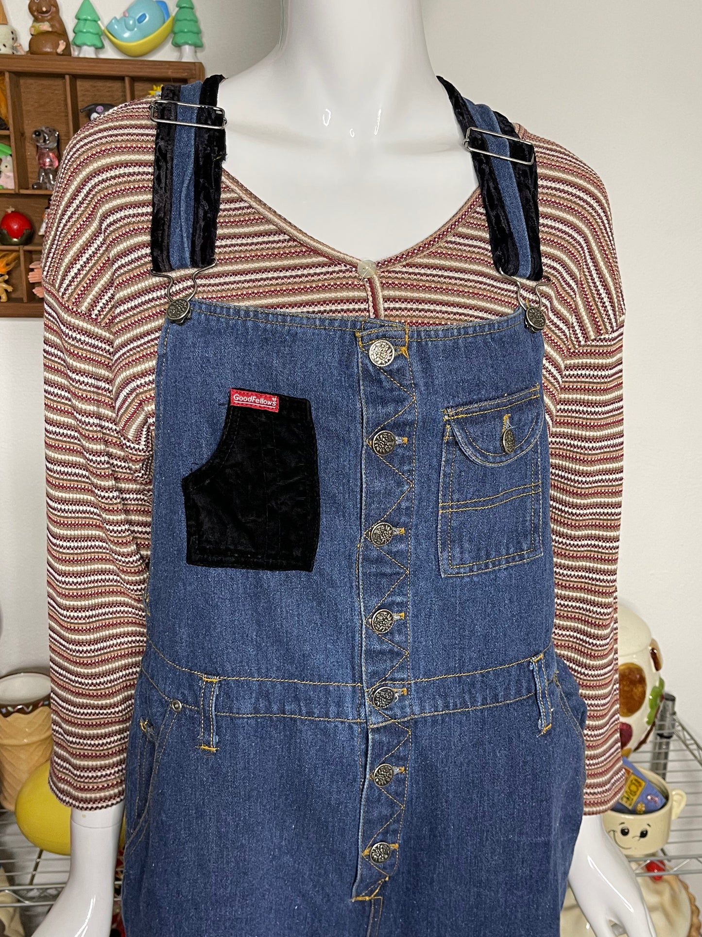 90s Black velvet trim denim overalls sz L