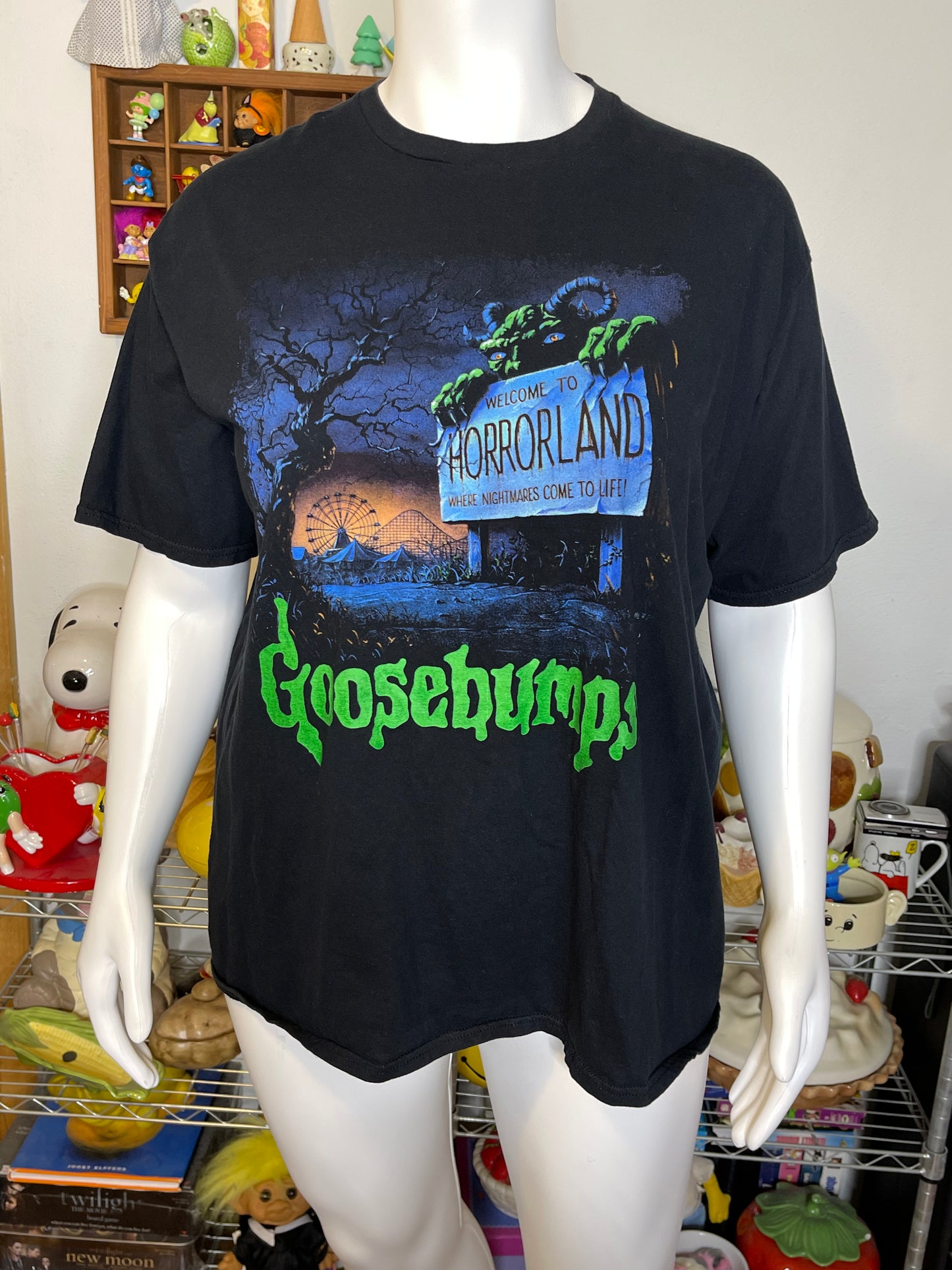Goosebumps "Welcome to HorrorLand" Graphic Tee Sz 2XL