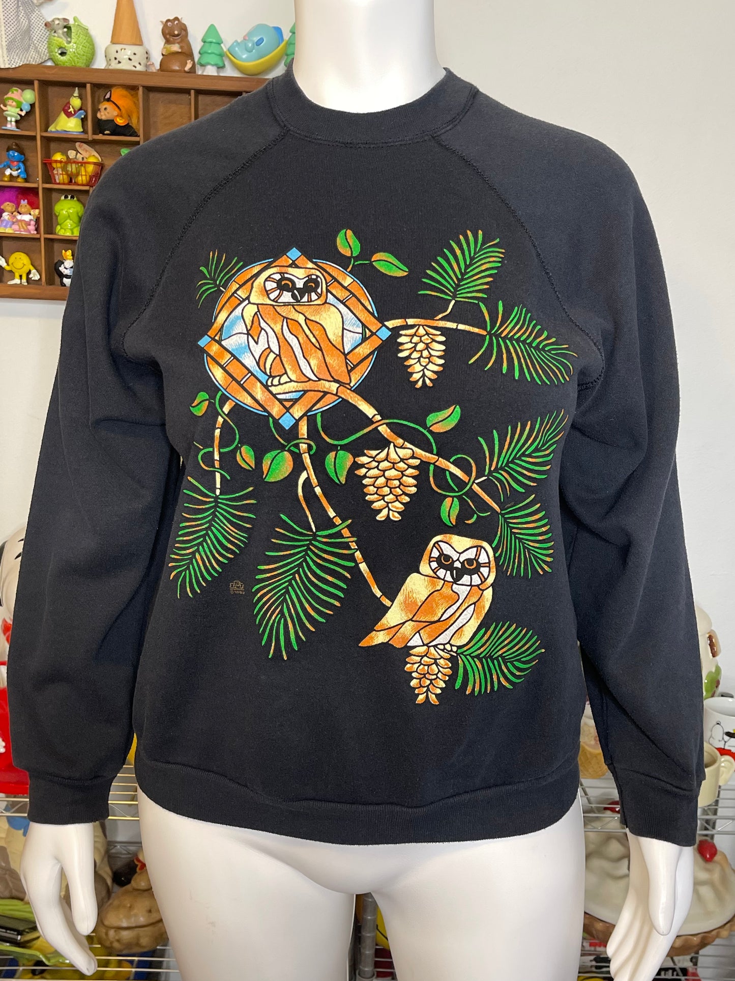 Vintage 90s Faded Black Owl Graphic Crewneck Sweater Sz XL