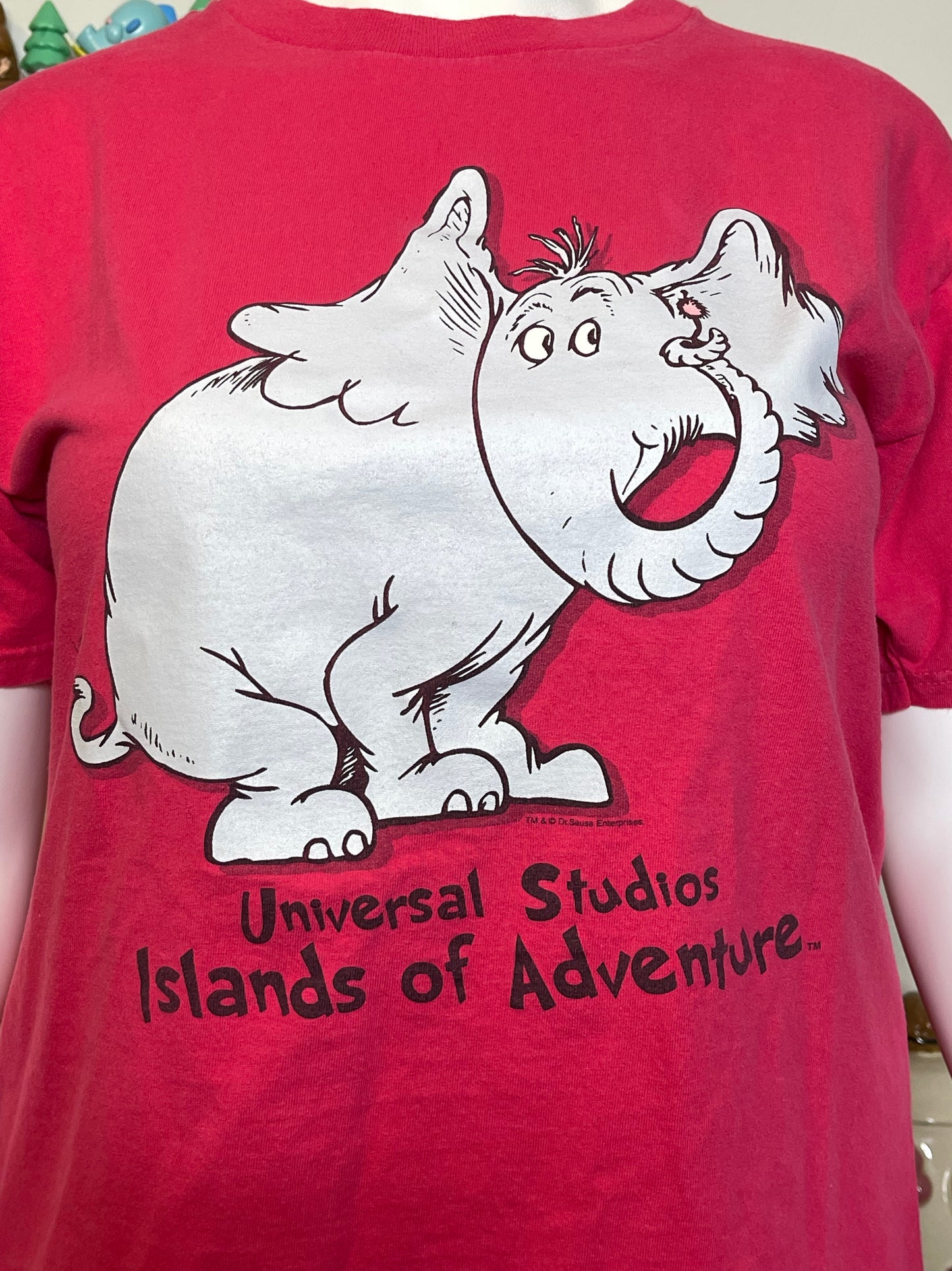Vintage Dr.Seuss Pink Universal Studios Graphic Tee Sz L