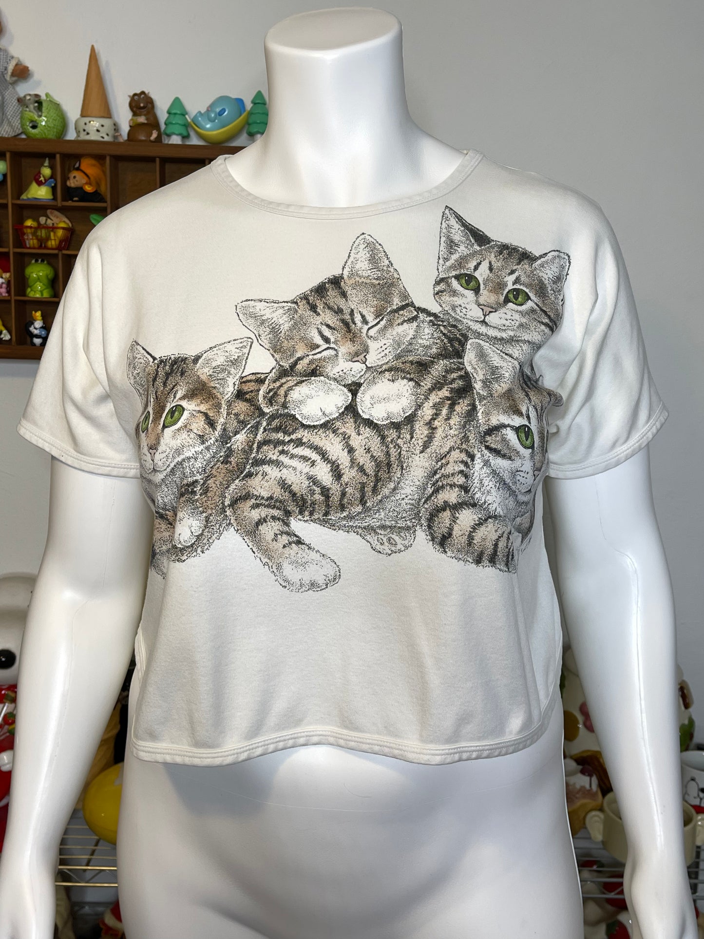 Vintage 90s Boxy Fit Kittens Graphic Cropped Tee Sz L/XL