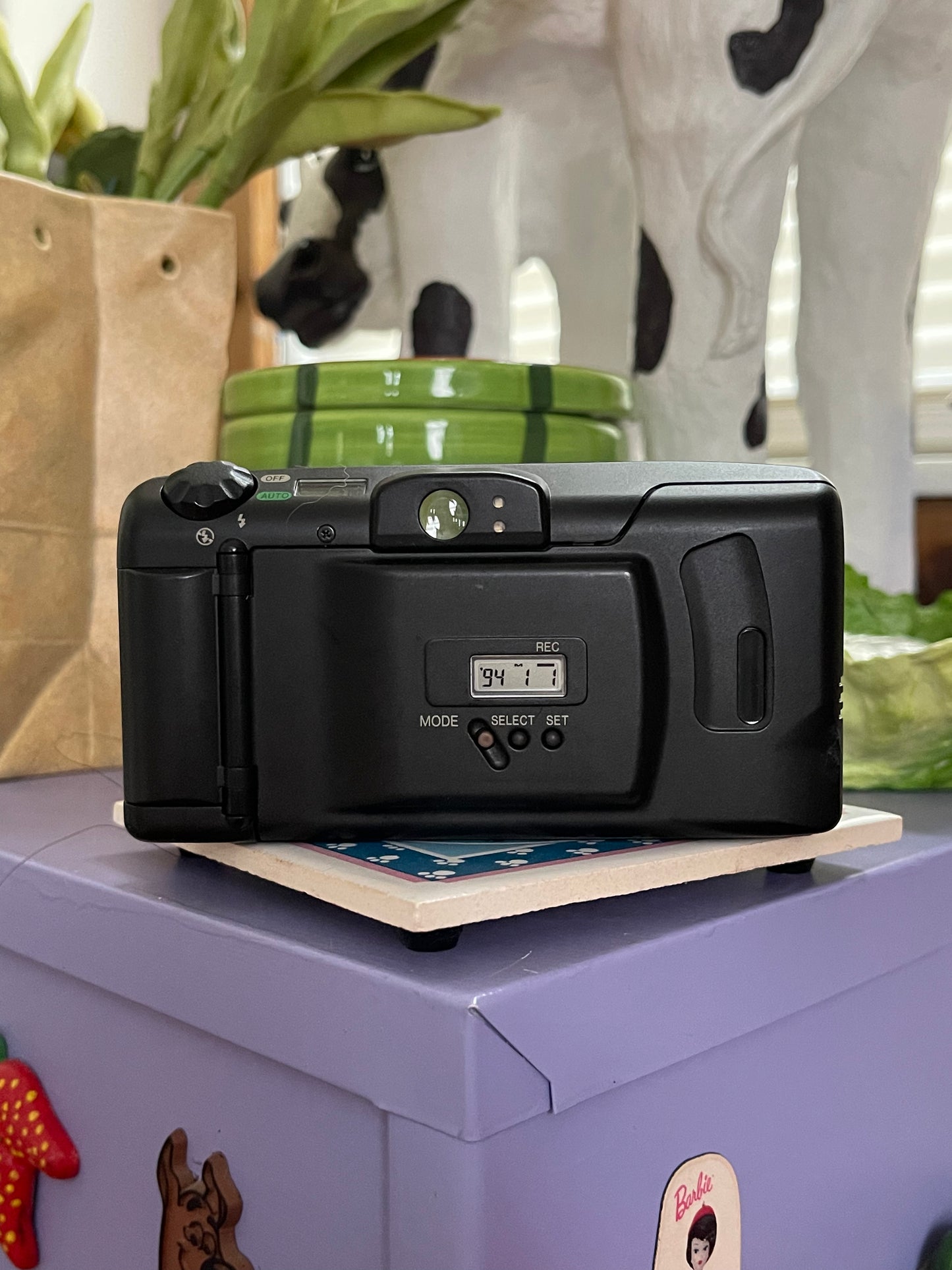 Canon Sure Shot 105 Zoom Date 35mm Film camera