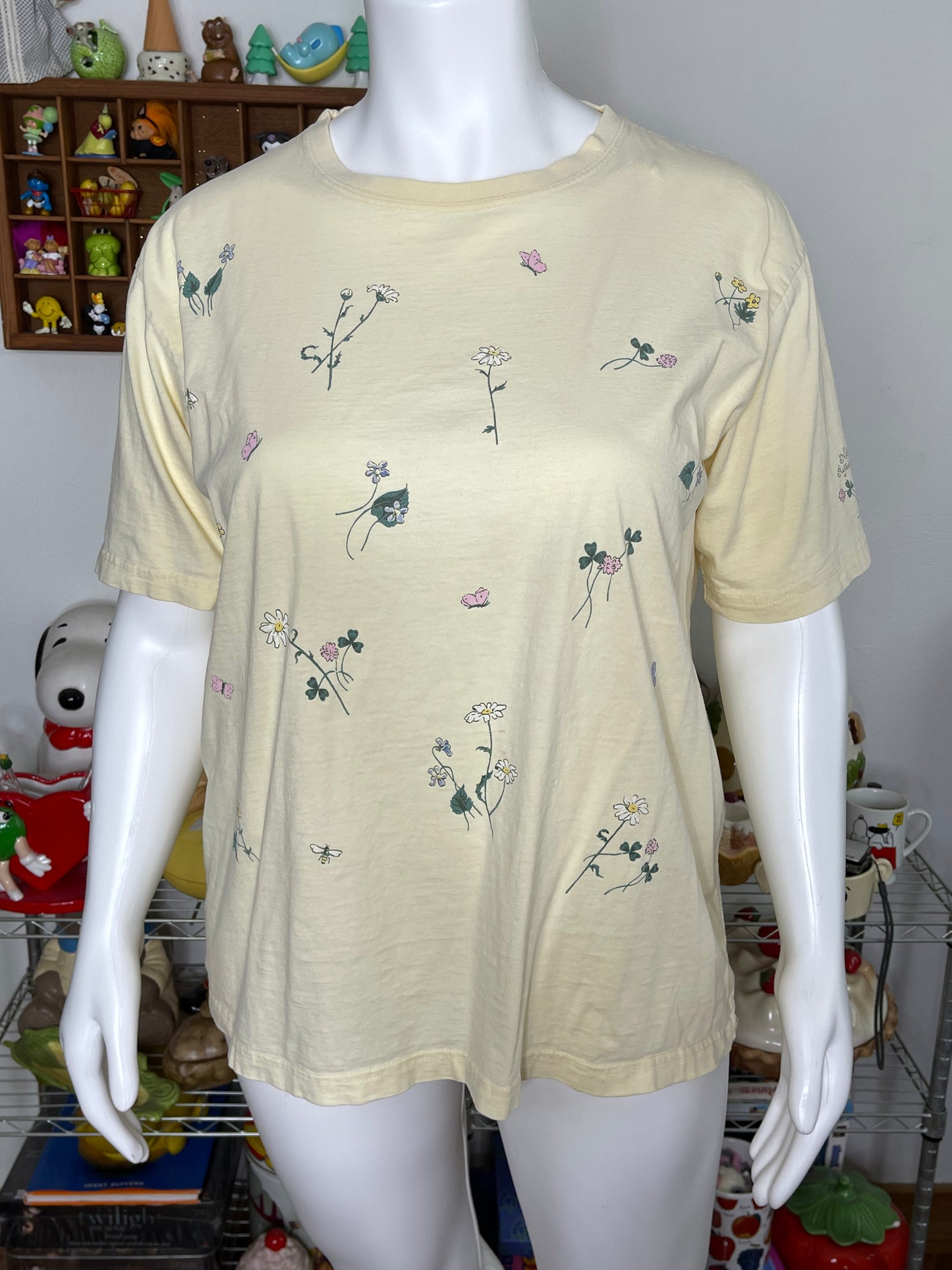 Vintage Nature Flower Print Pale Yellow Graphic Tee Sz L