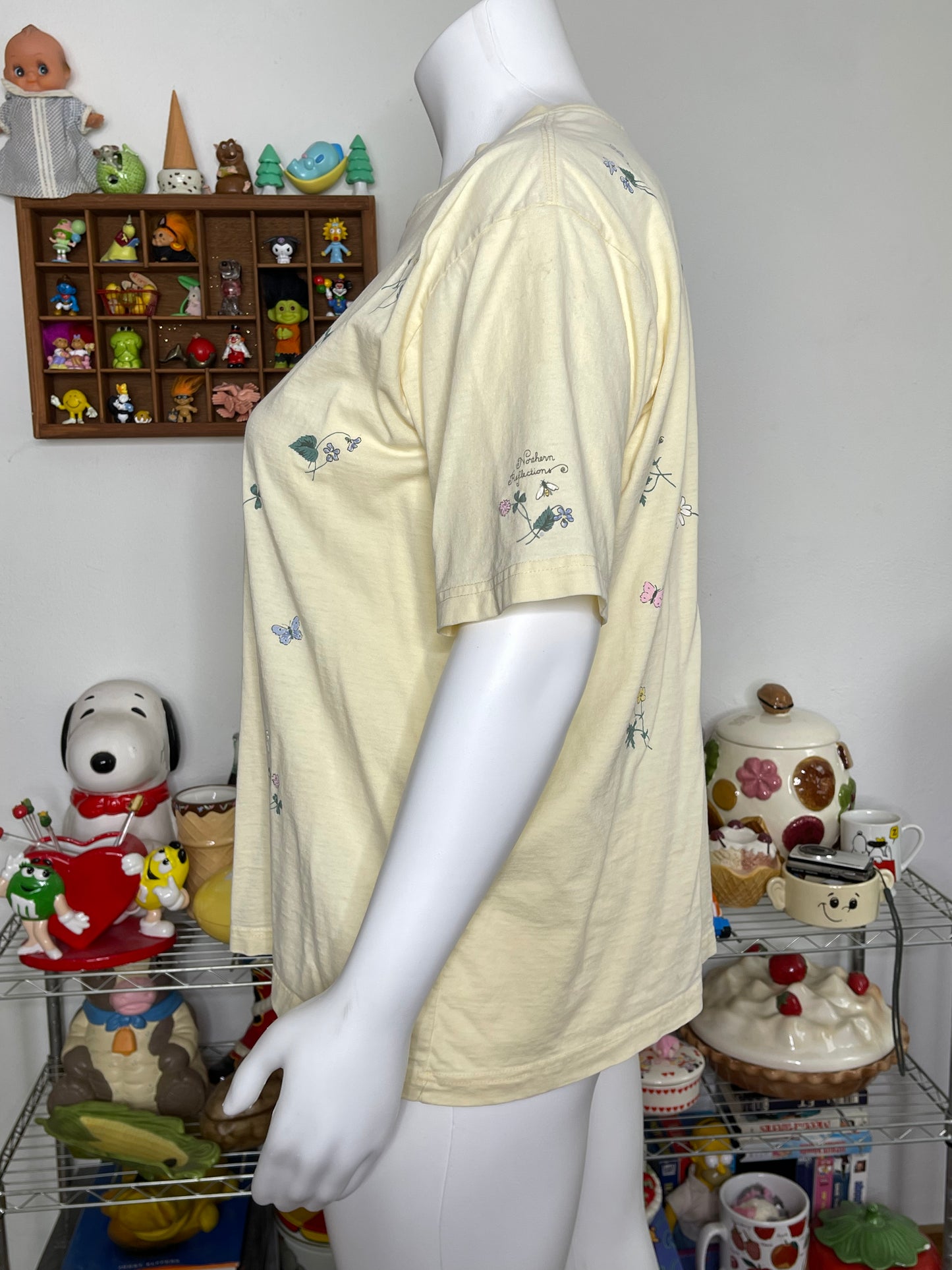 Vintage Nature Flower Print Pale Yellow Graphic Tee Sz L