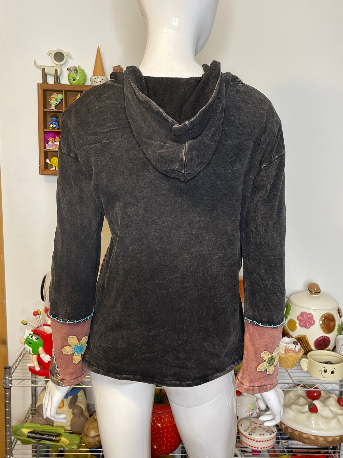 Tie-dye Patchwork Flowers Fleeced Lined Hoodie Sz M