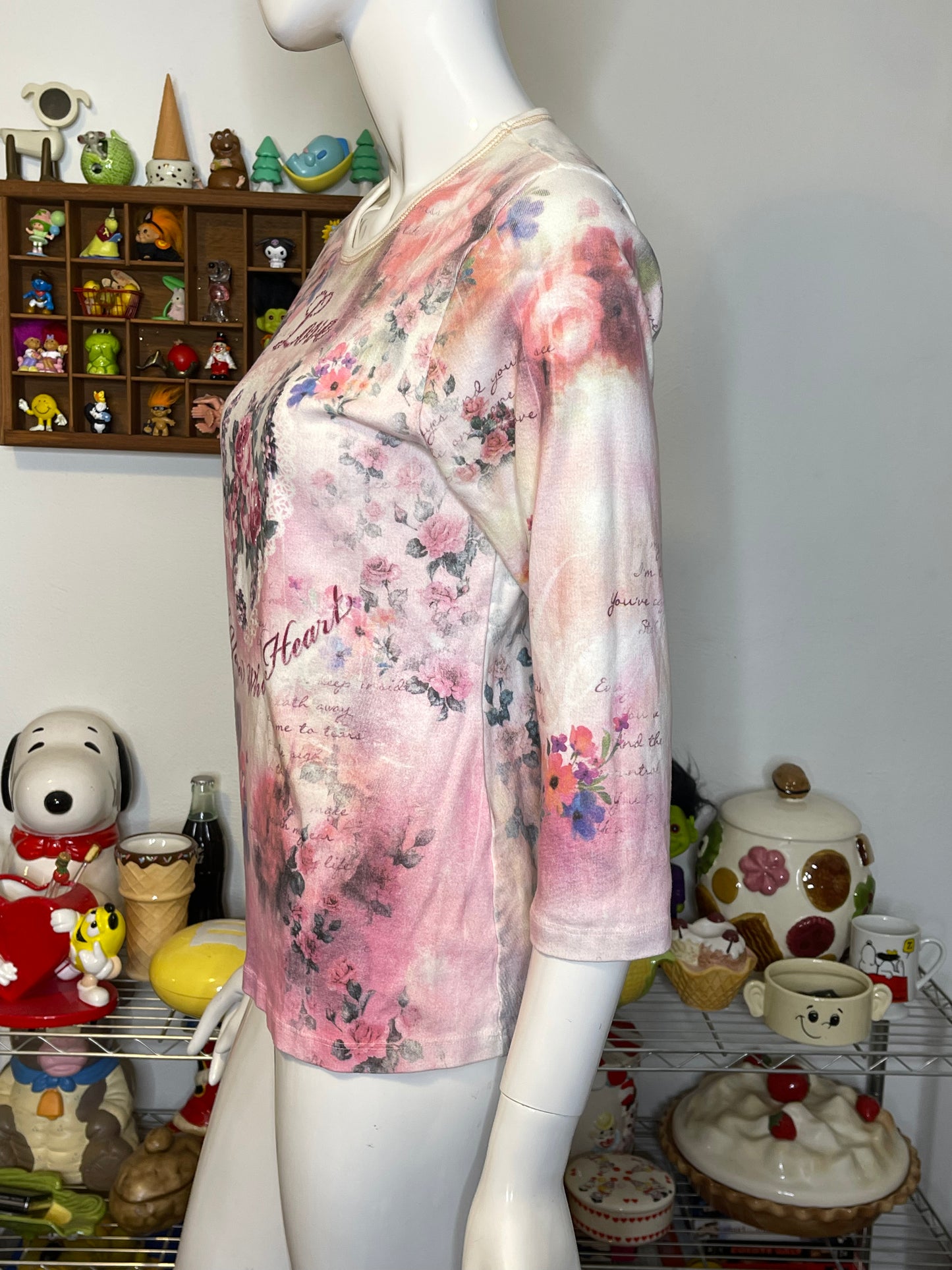 Vintage 2000s LOVE All Over Print 3/4 Sleeve Top Sz M/L