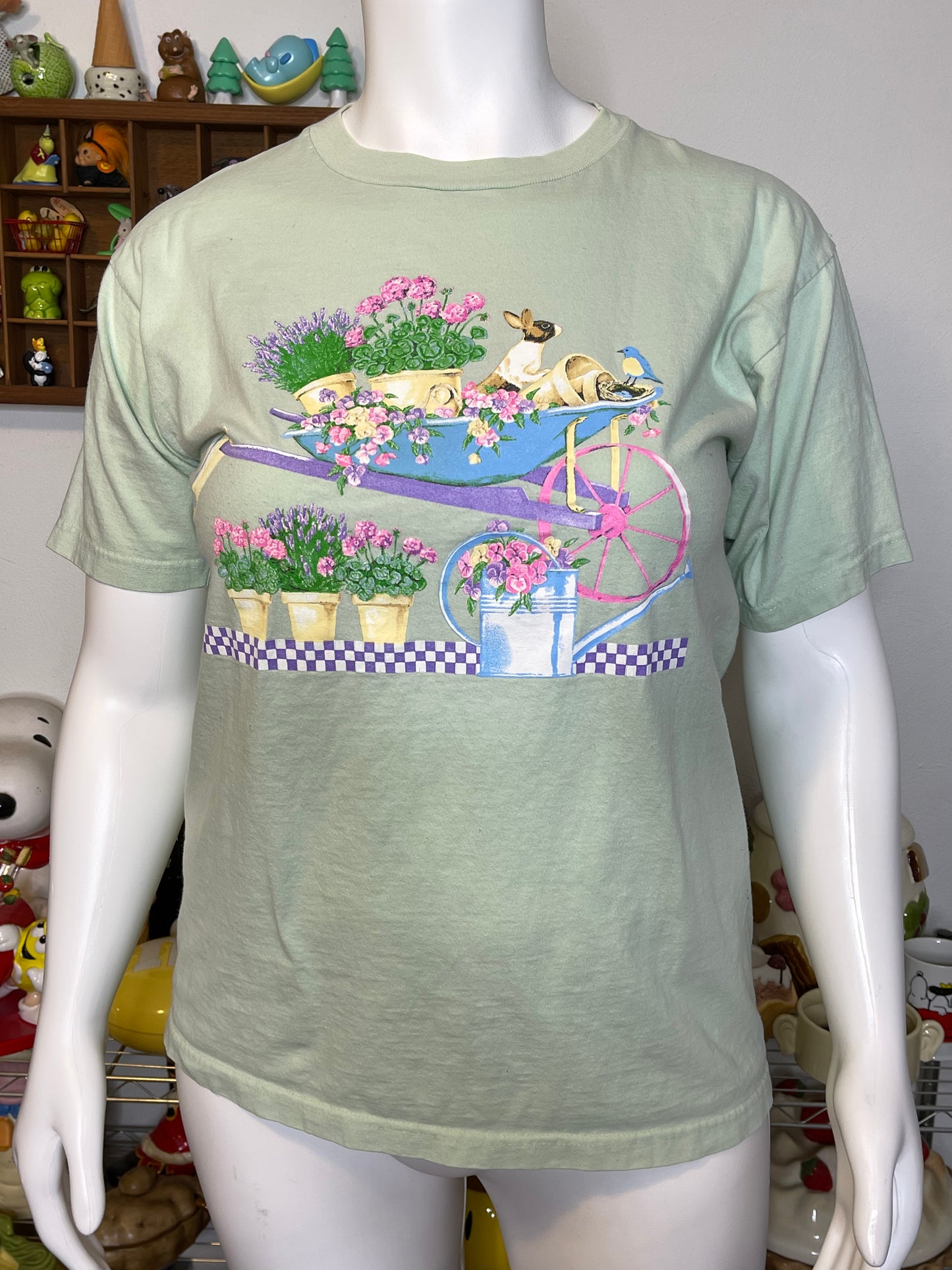 Vintage Mint Green Spring Garden Bunny Graphic Tee Sz L