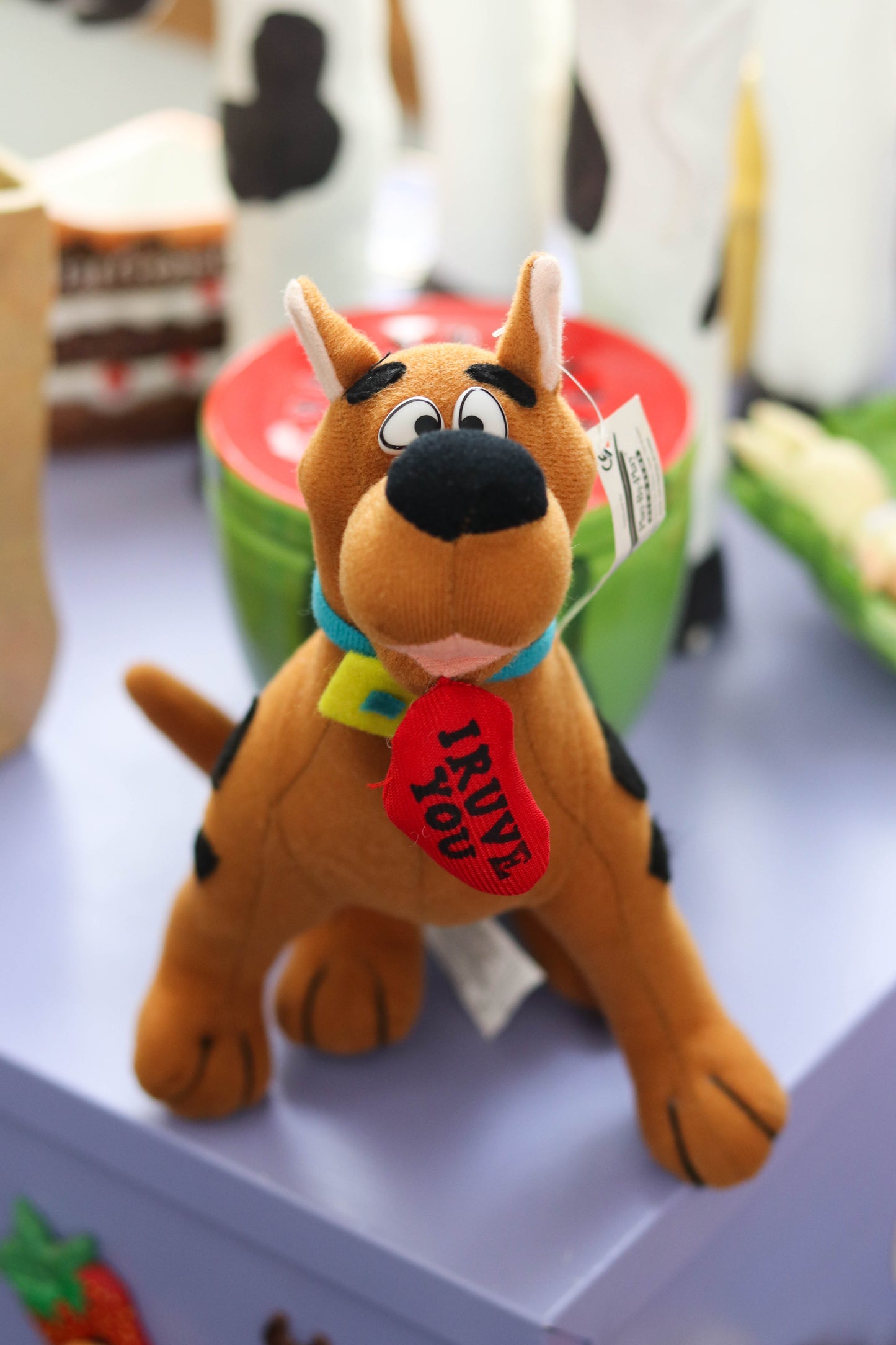 Vintage 90s Scooby-Doo "I Ruve You" Deadstock Plush