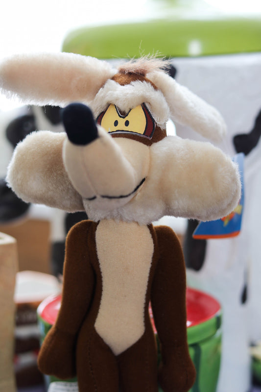 Vintage 90s Wile E. Coyote Deadstock Plush