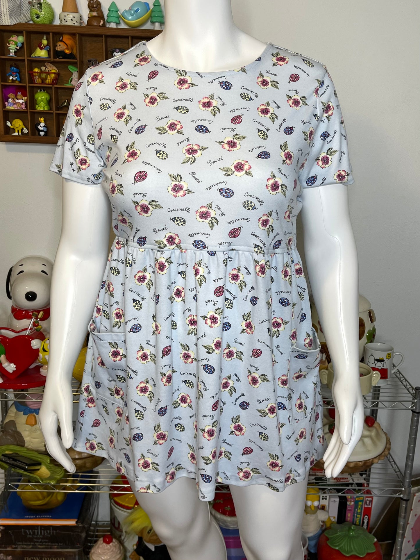 2000s Baby Blue Flower & Lady Bug Print Mini Dress Sz XL