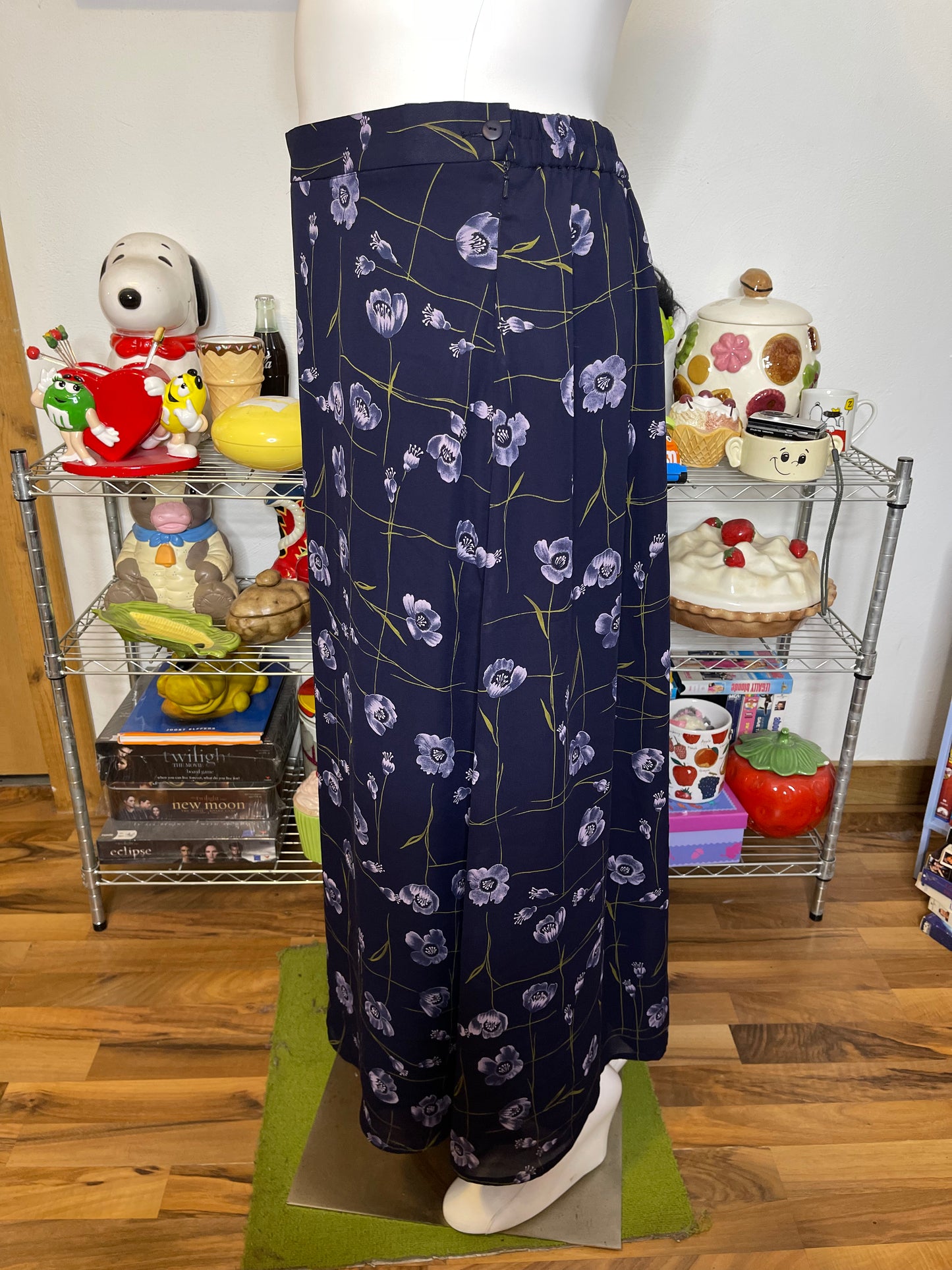 Vintage Plus Size Navy Blue Flower Print Maxi Skirt Sz 20W/22W