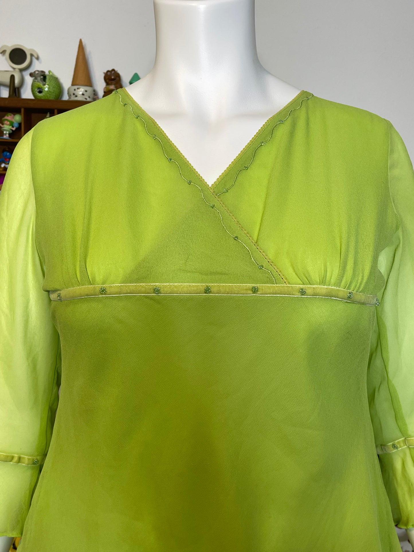 2000s Beaded Sheer Green V-Neck Style Top Sz L/XL
