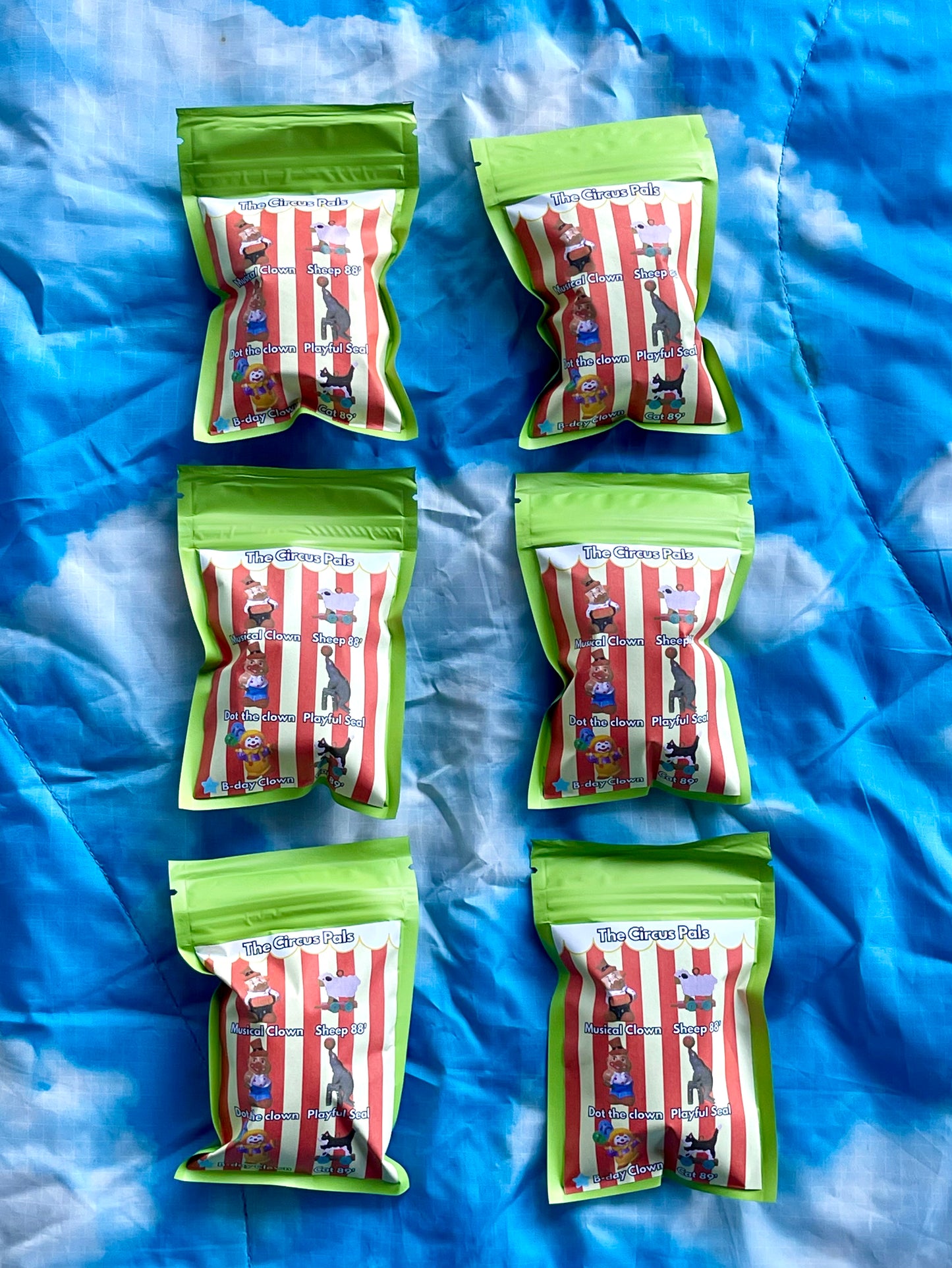 Vintage Tiny Circus Pals Trinket Blind Bags (1)