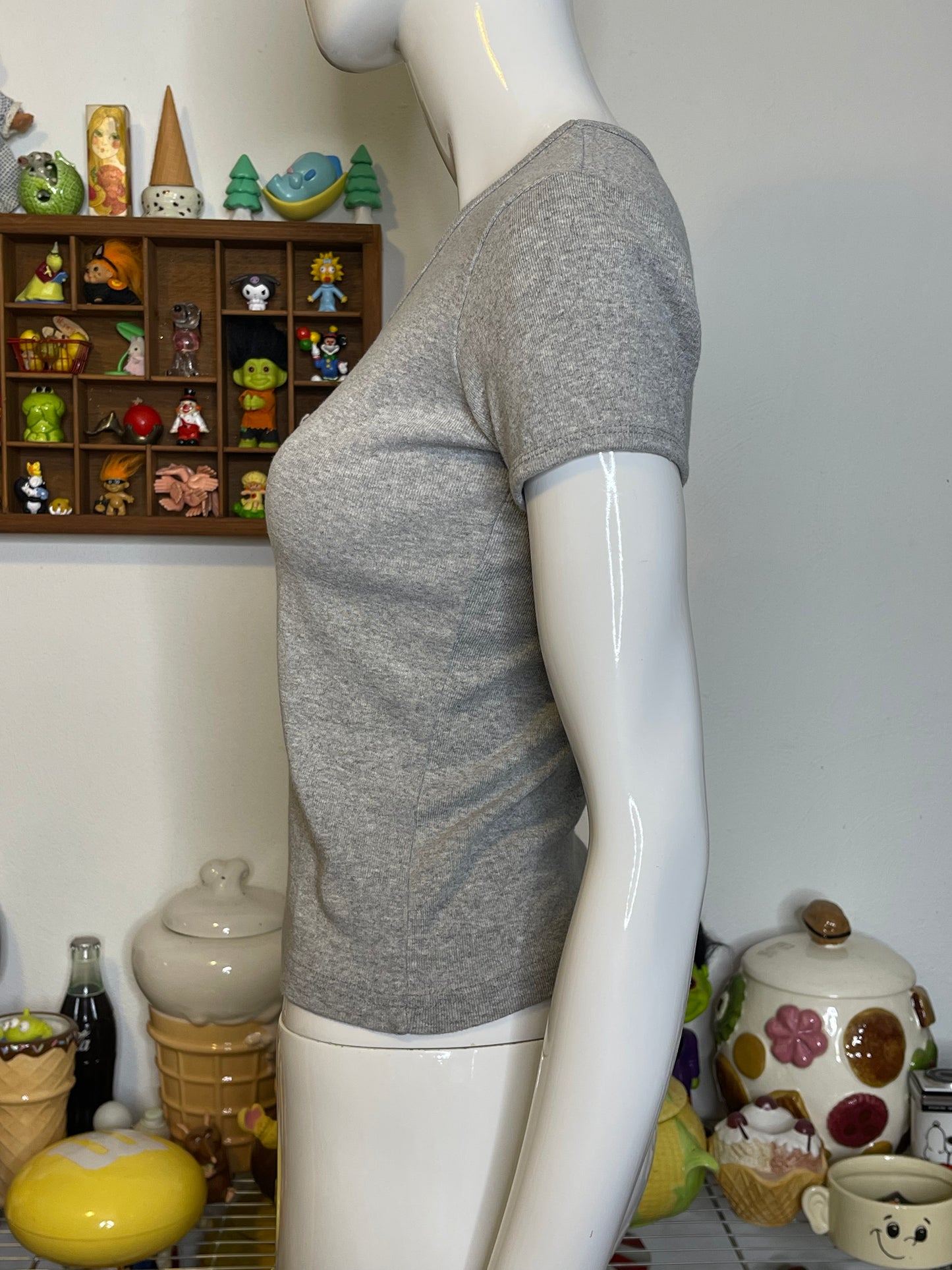 2000s Wrigley Field V-neck Cropped Tee Sz S