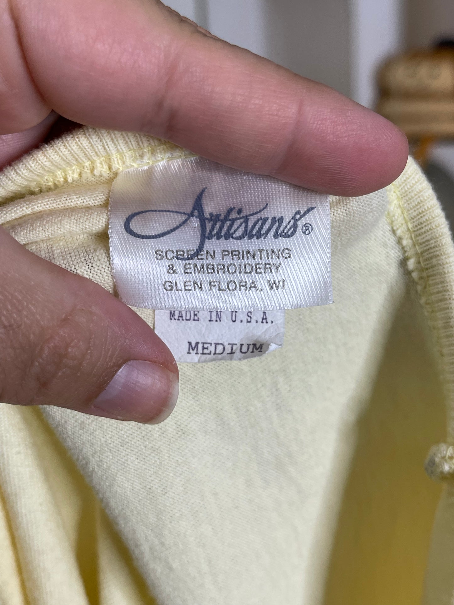 Vintage Yellow Nature Flower Bee Tee Sz M