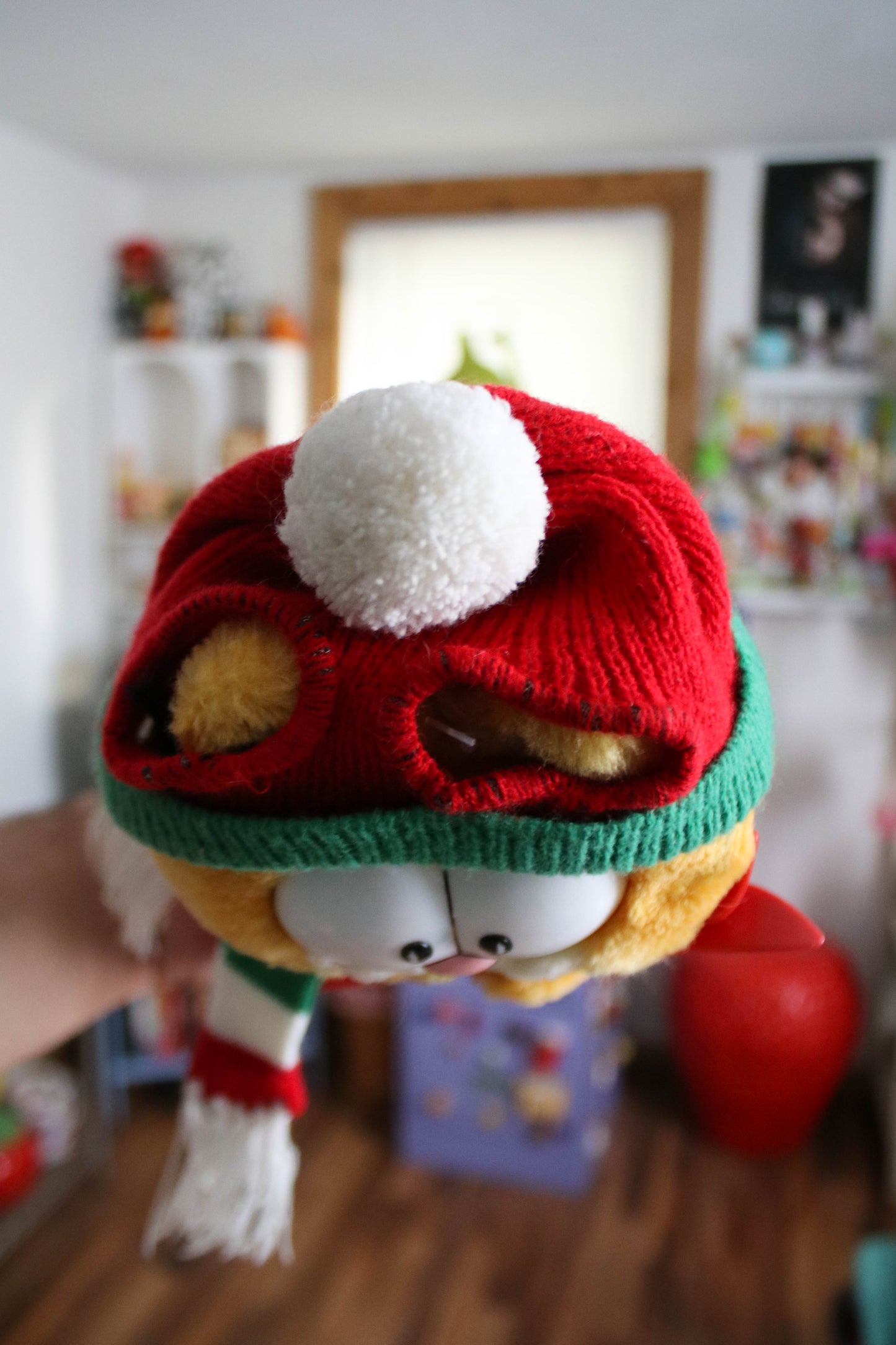 Vintage 80s Garfield Winter Ski plush