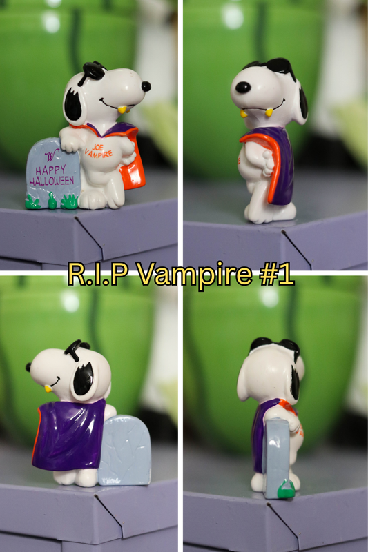 Vintage Snoopy Halloween Trinket Blind Bags (1)